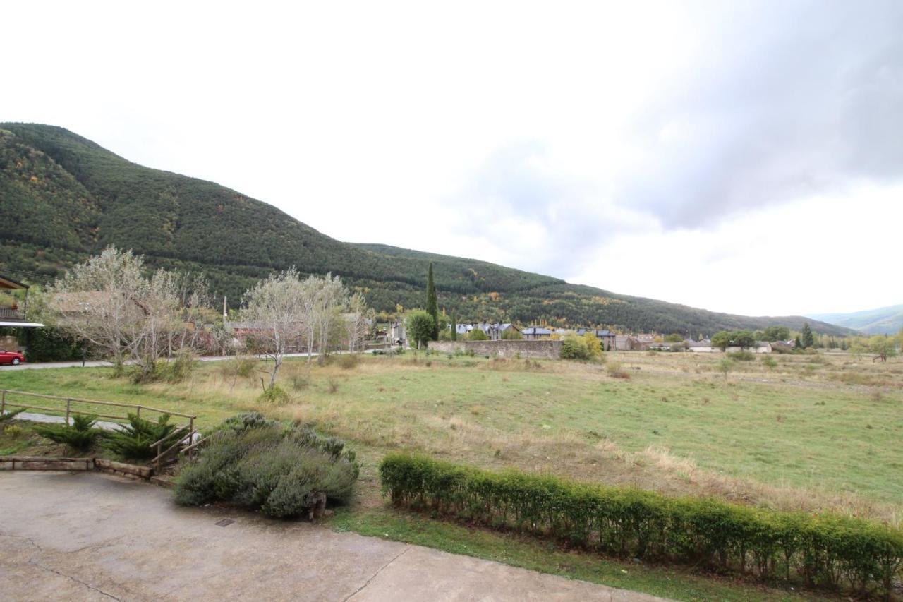 La Casita Del Pirineo Appartement Villanúa Buitenkant foto